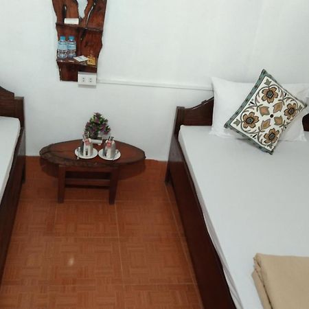 Amphai Guest House Nongkhiaw Buitenkant foto